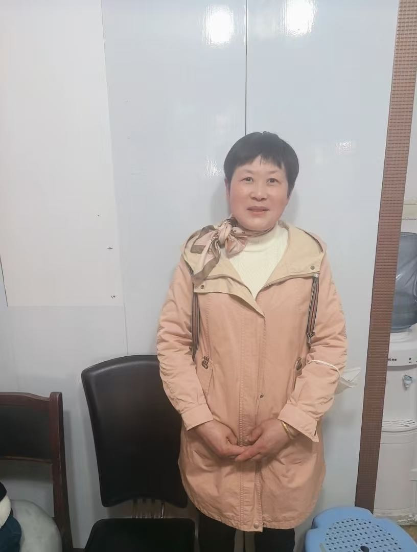 阿姨资料照片