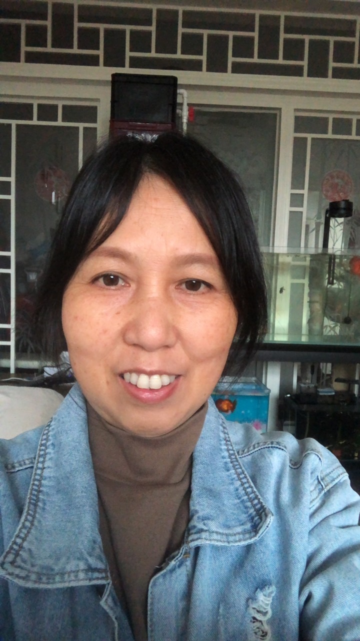 阿姨资料照片