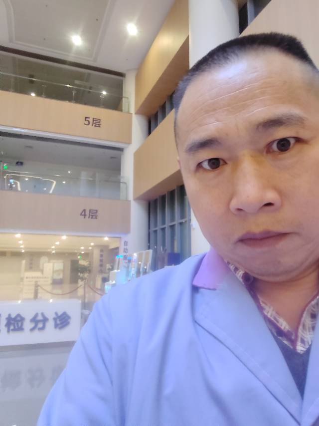 阿姨资料照片