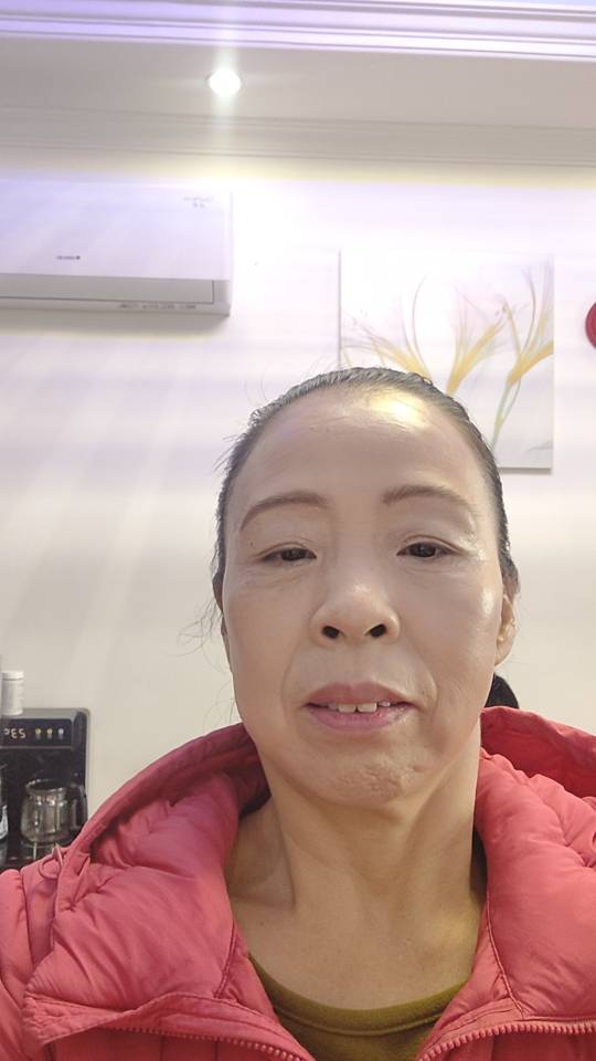 阿姨资料照片