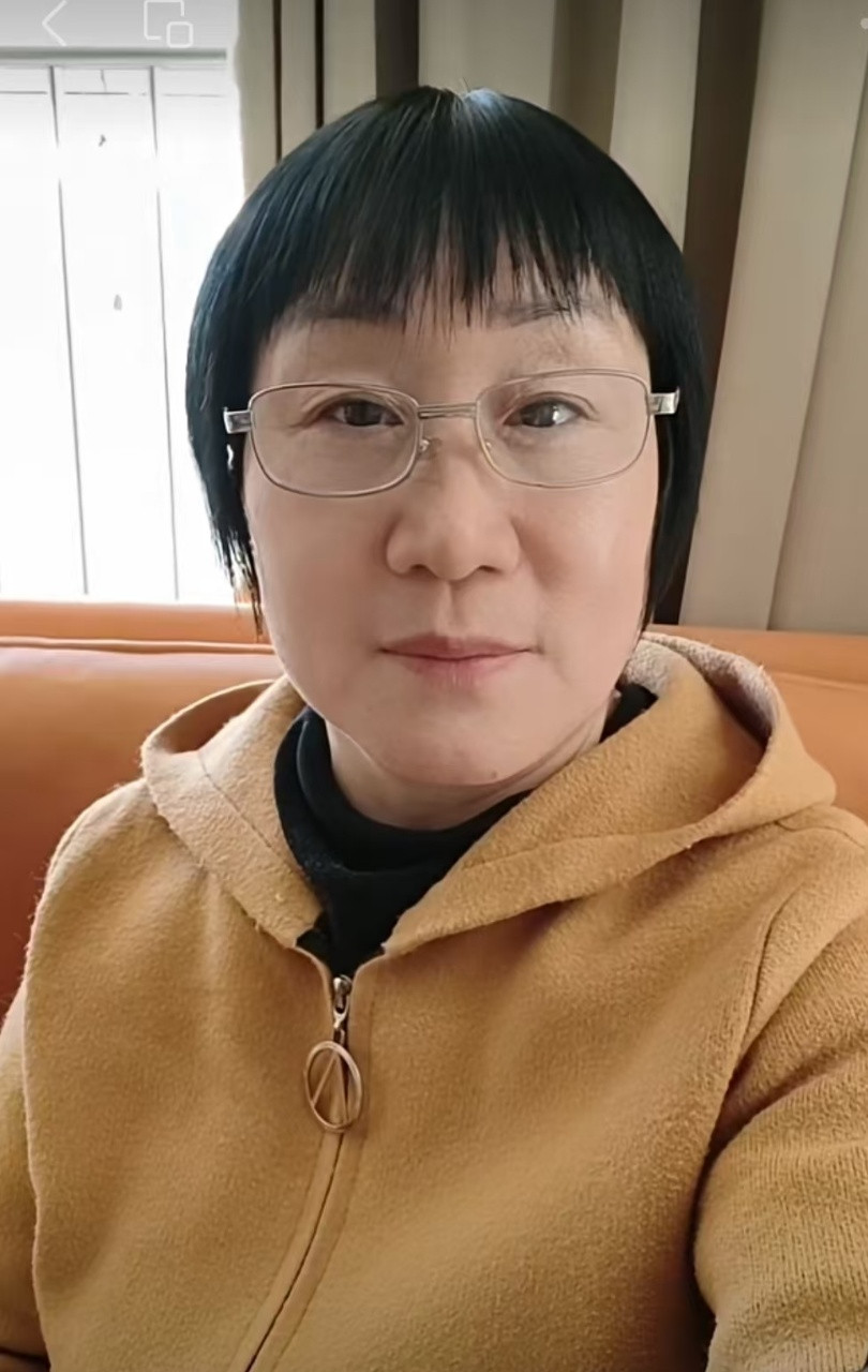 阿姨资料照片