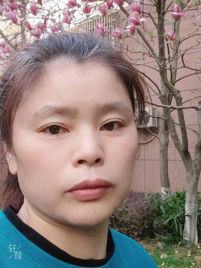 阿姨资料照片