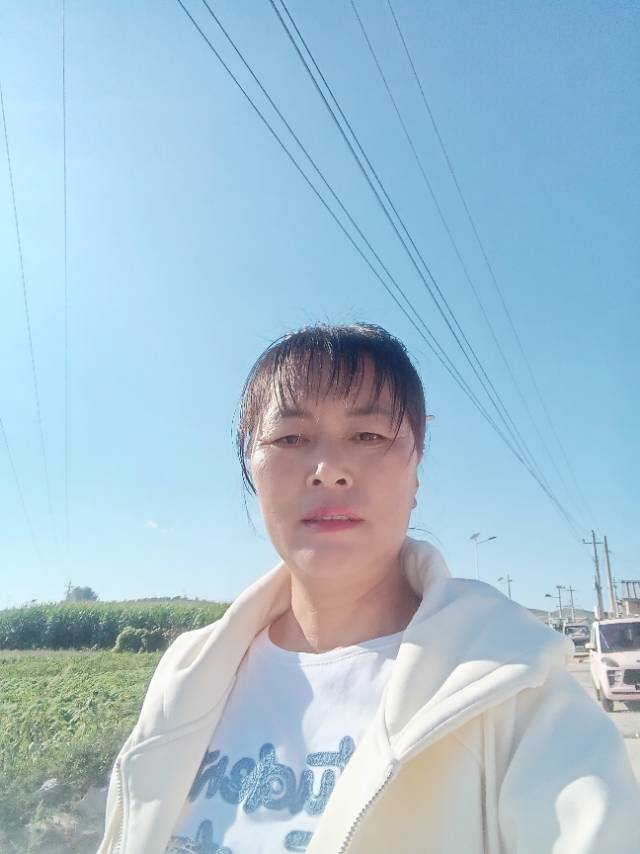 阿姨资料照片