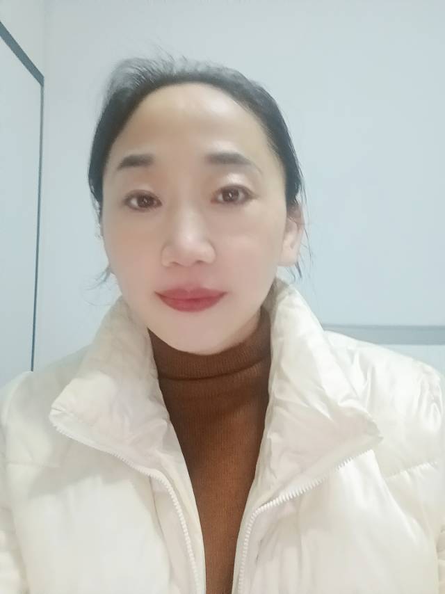 阿姨资料照片