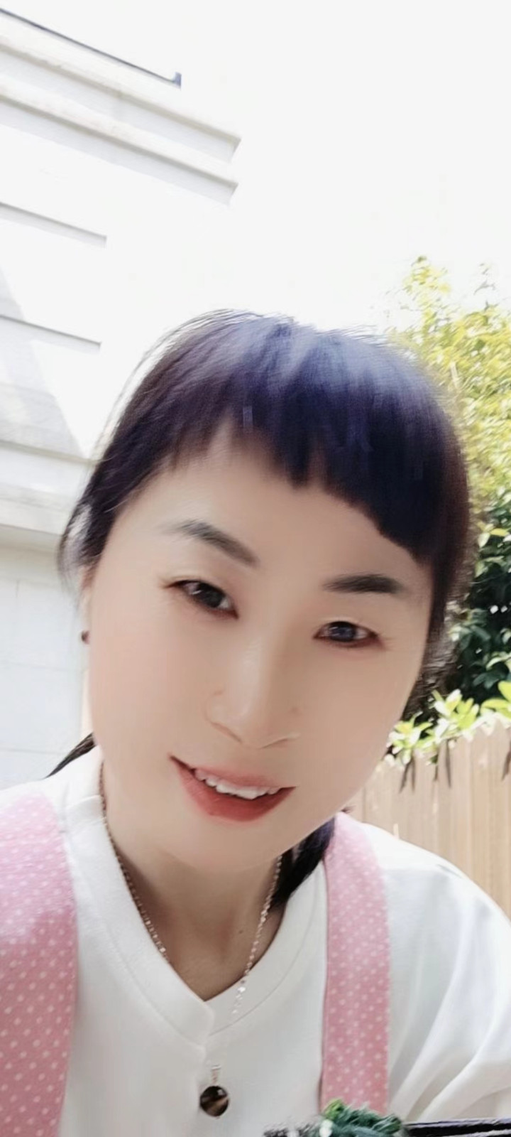 阿姨资料照片
