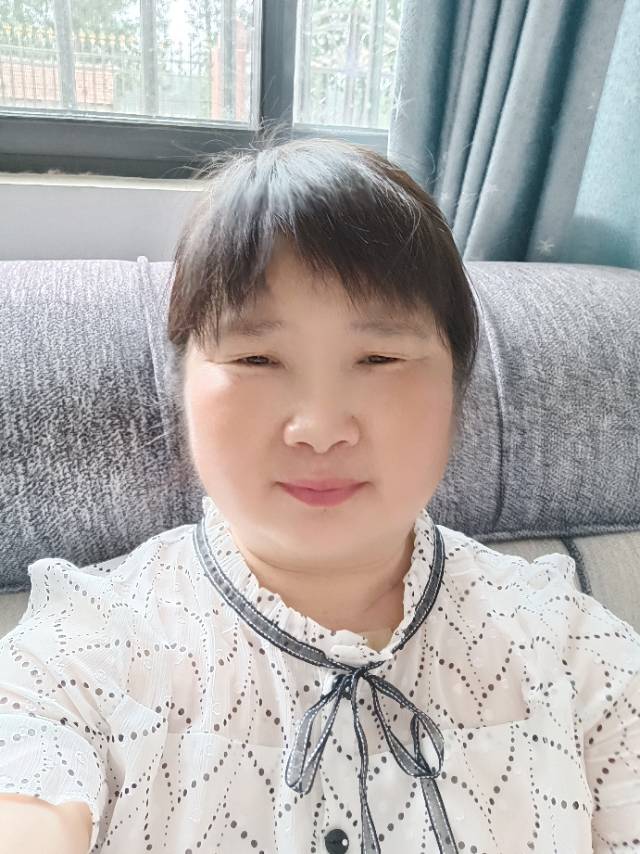 阿姨资料照片
