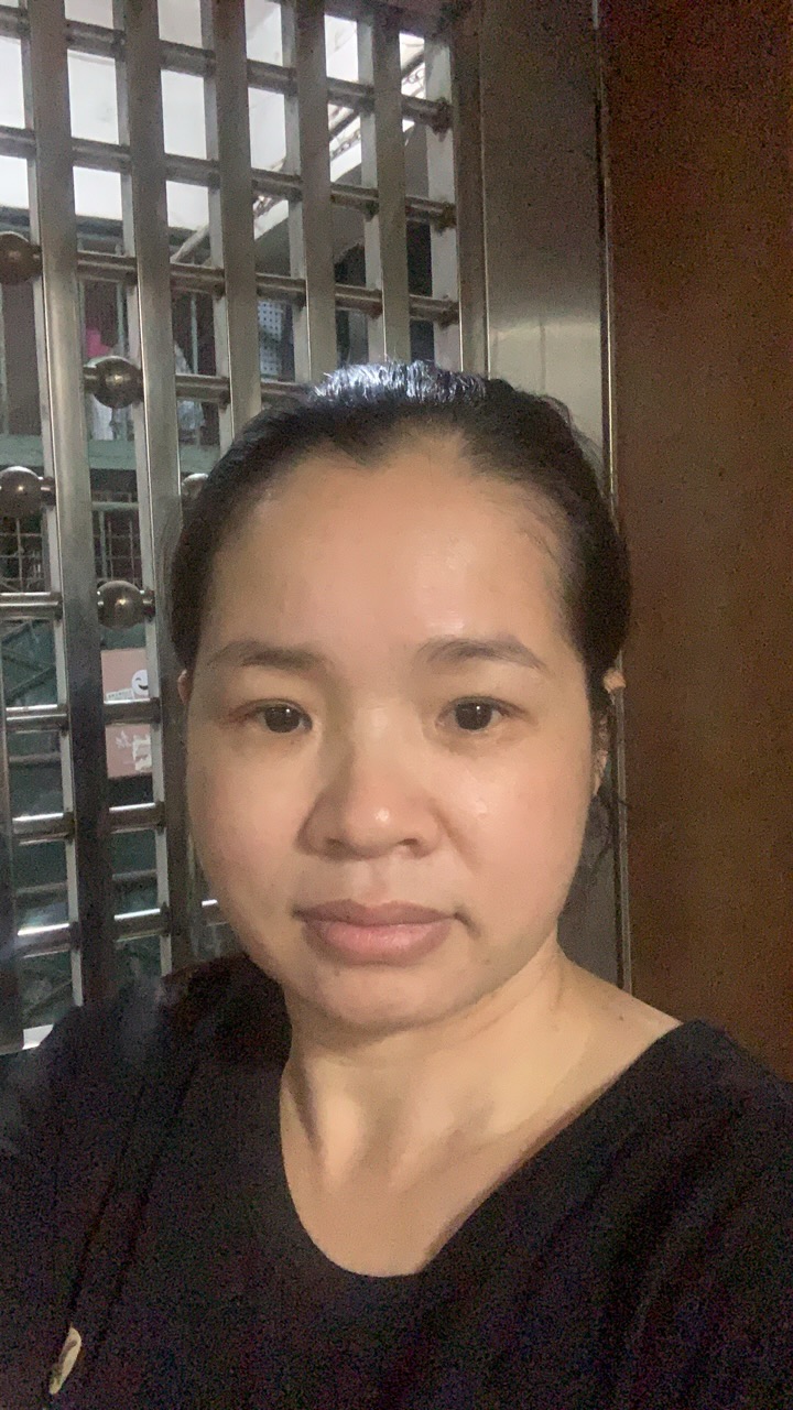 阿姨资料照片