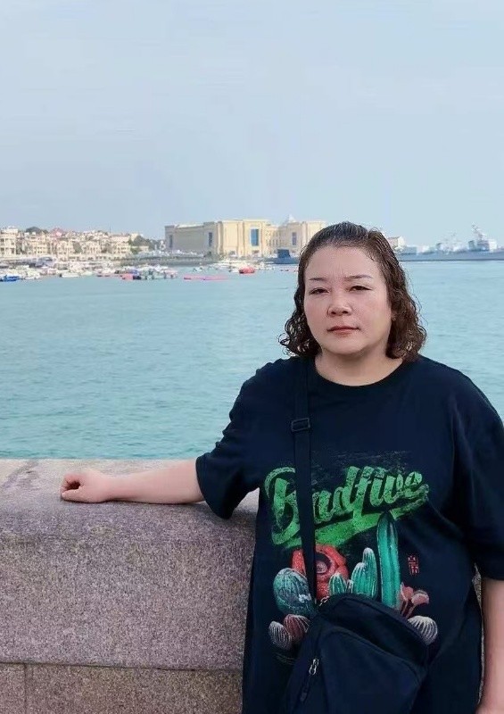 阿姨资料照片