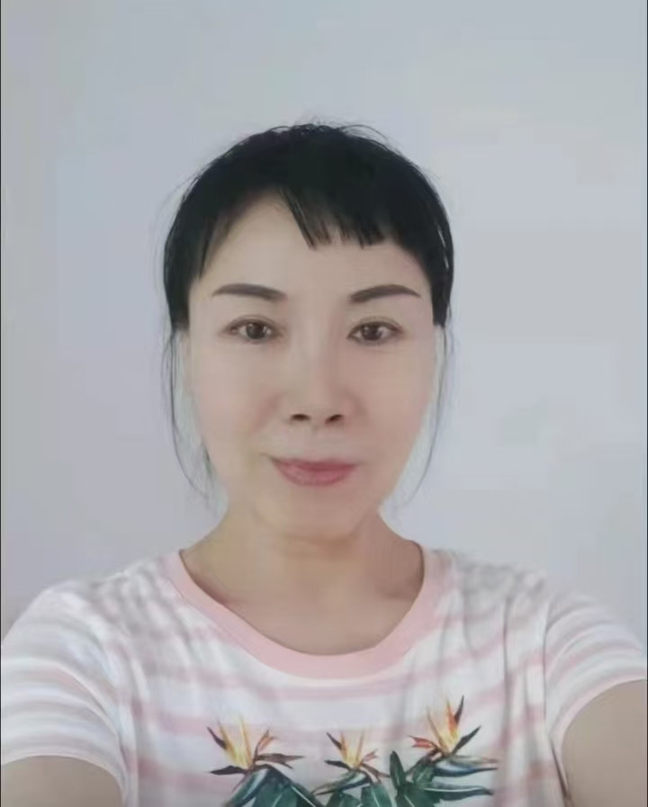 阿姨资料照片