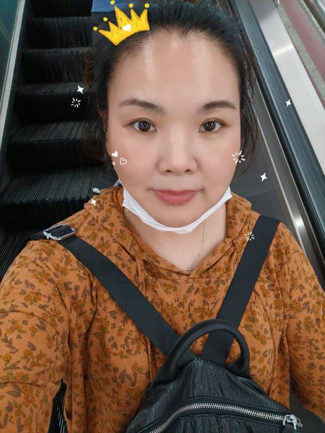 阿姨资料照片