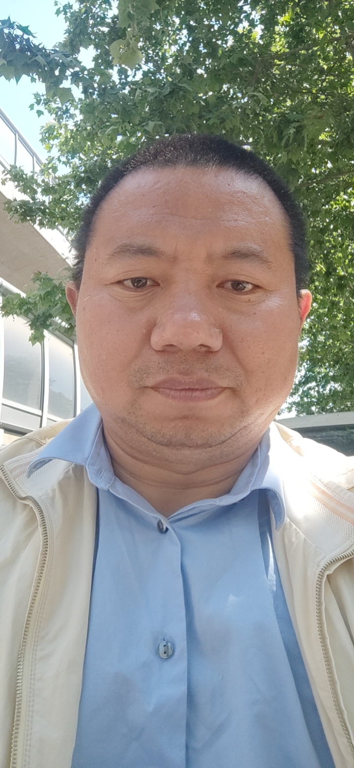 阿姨资料照片