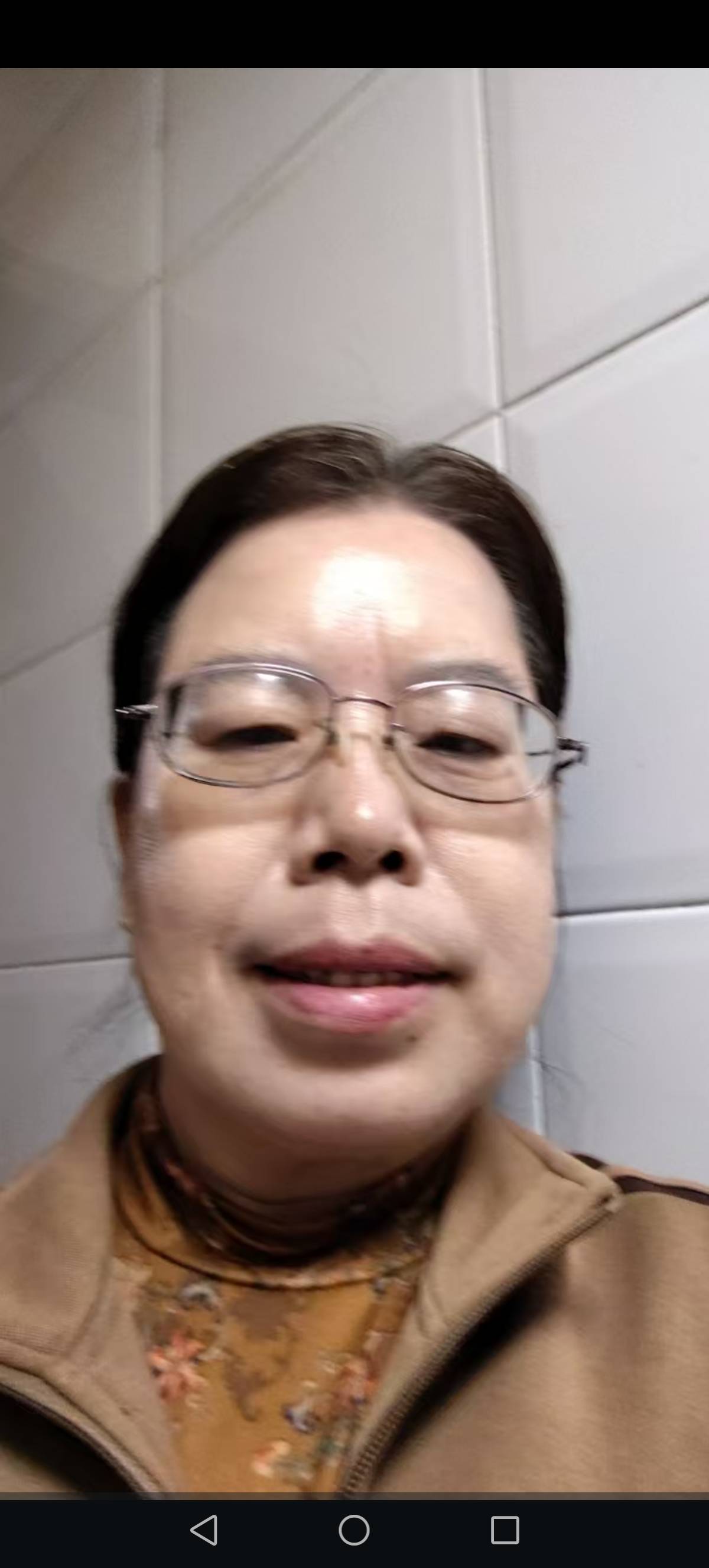 阿姨资料照片