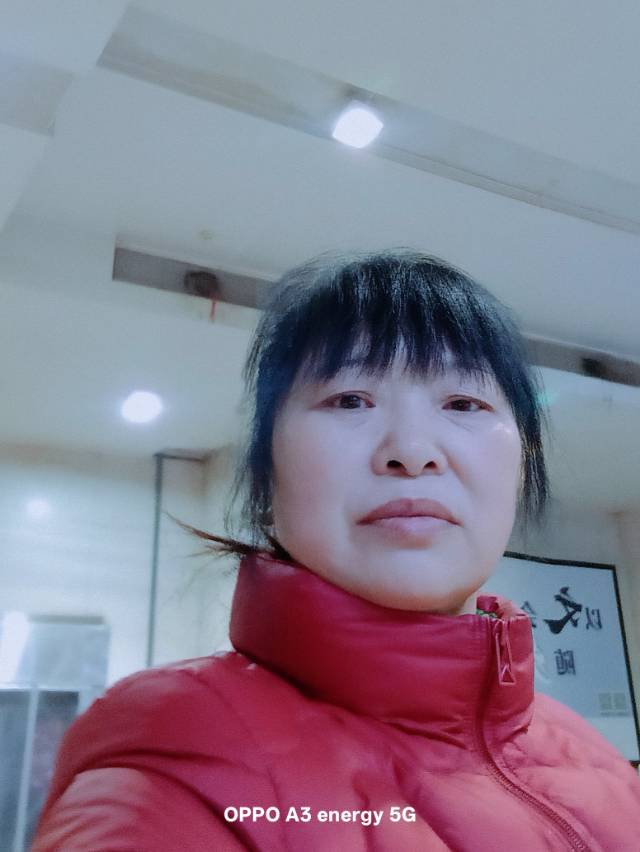 阿姨资料照片