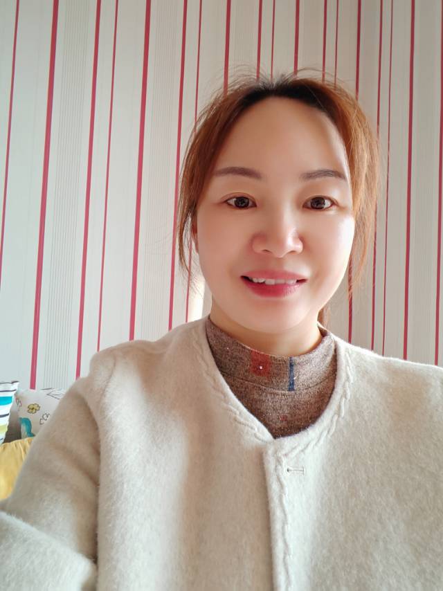 阿姨资料照片