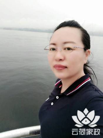 阿姨资料照片