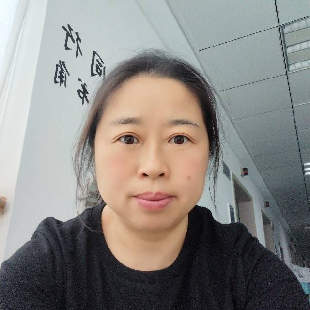 阿姨资料照片