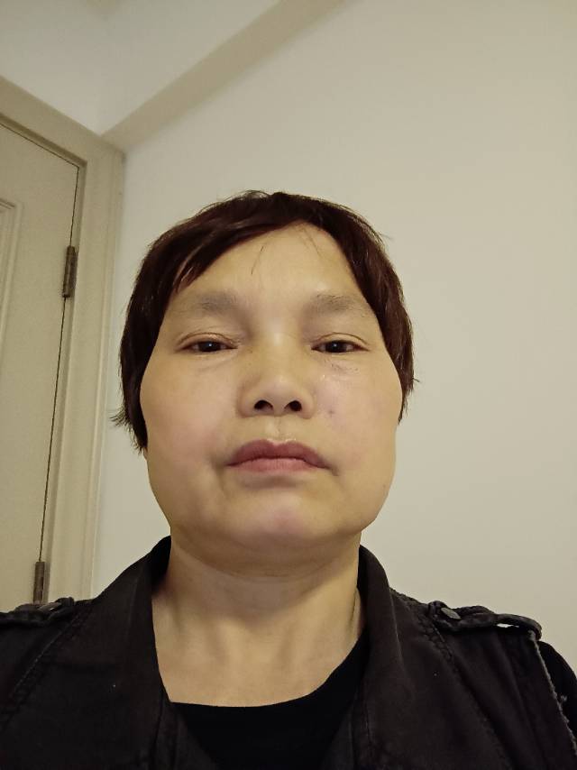 阿姨资料照片