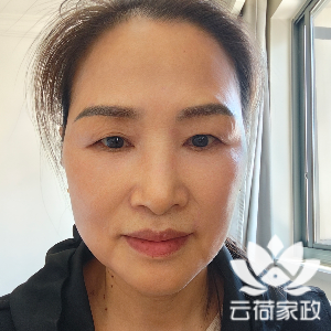 阿姨资料照片