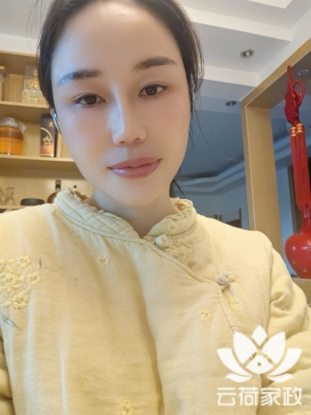 阿姨资料照片
