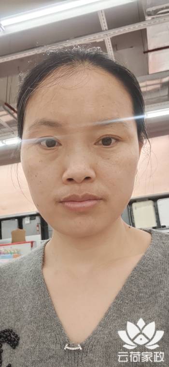 阿姨资料照片