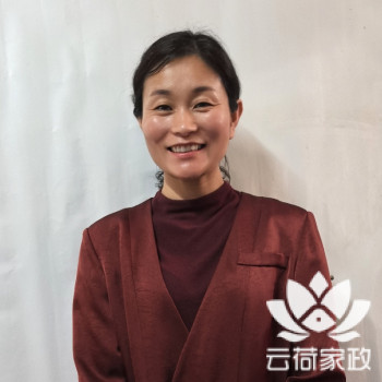 阿姨资料照片