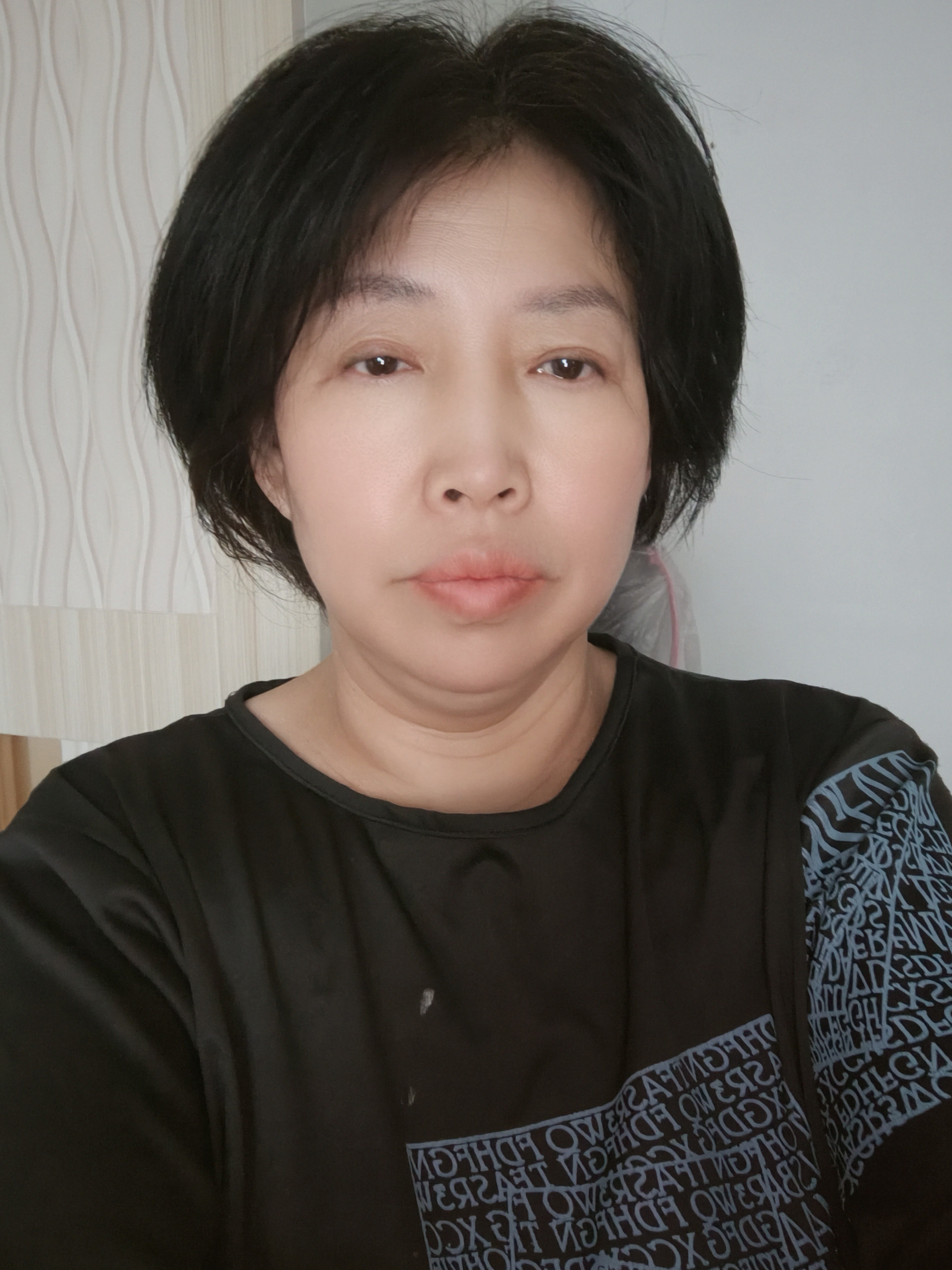 阿姨资料照片