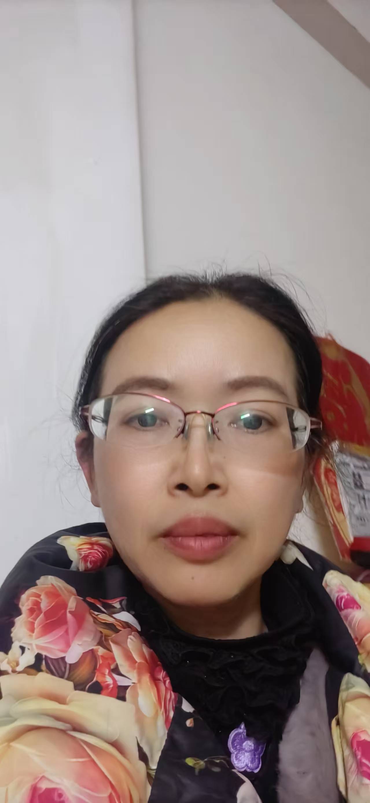 阿姨资料照片