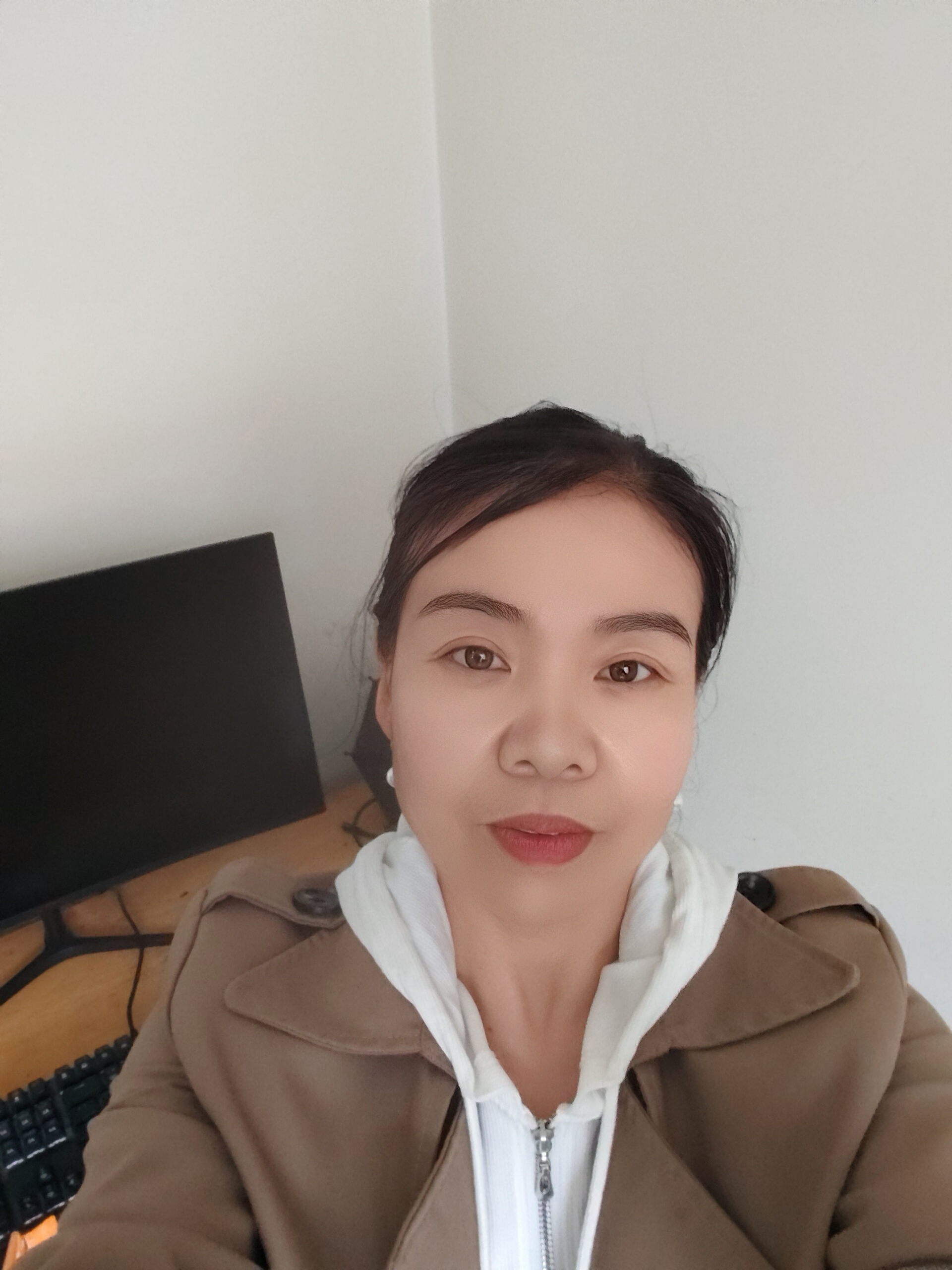 阿姨资料照片