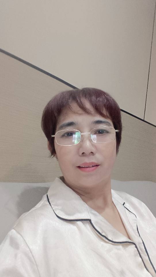 阿姨资料照片