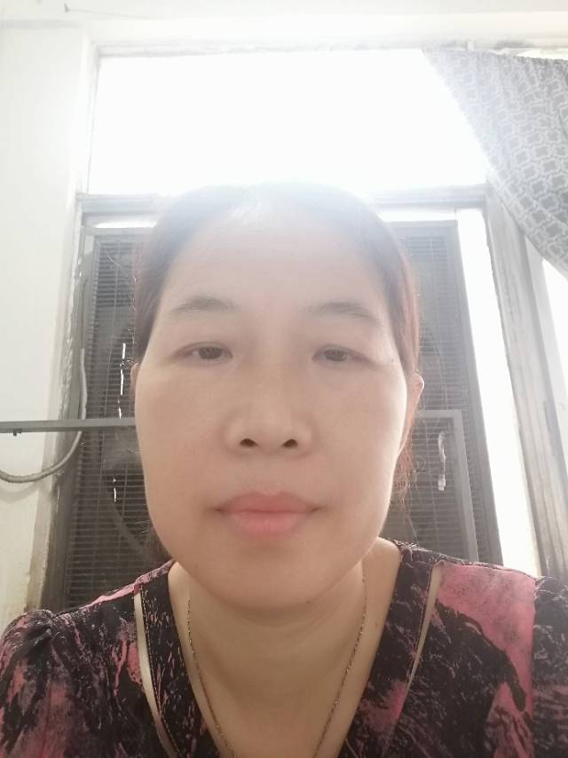 阿姨资料照片