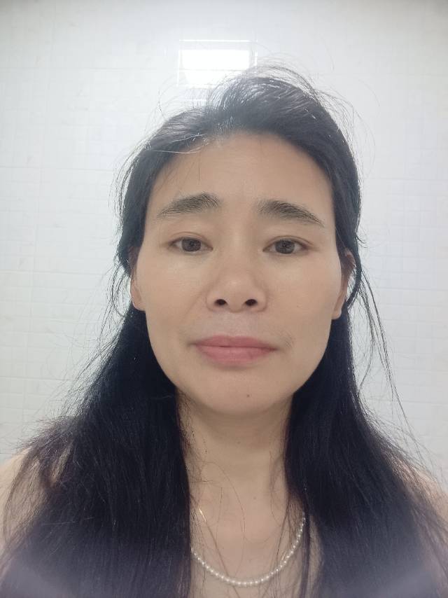 阿姨资料照片