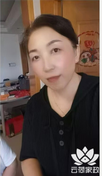 阿姨资料照片