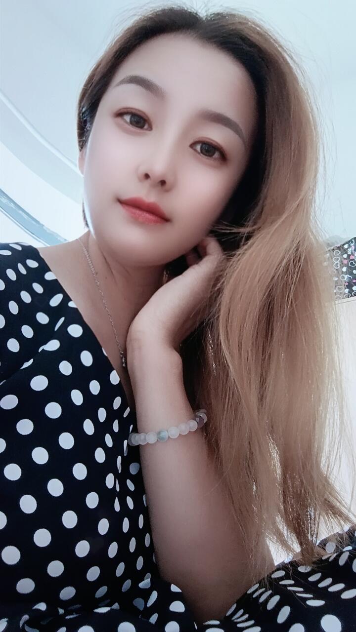 阿姨资料照片