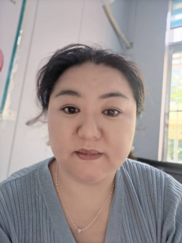 阿姨资料照片