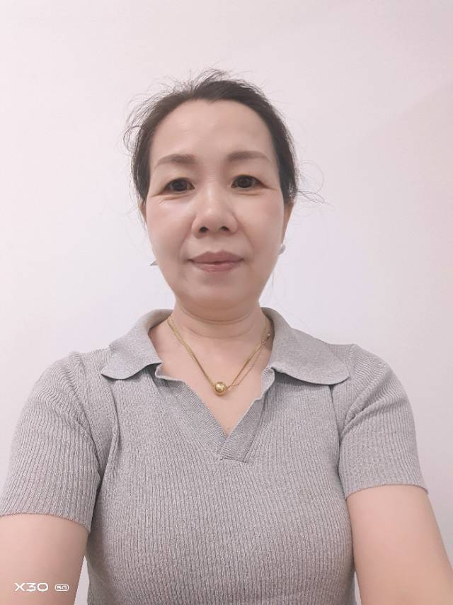 阿姨资料照片