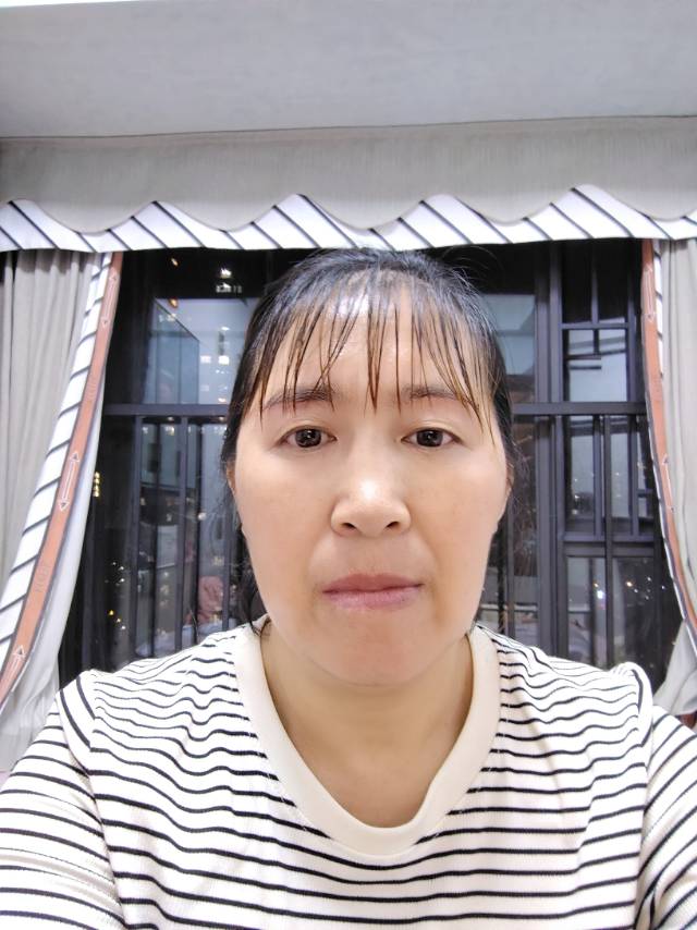 阿姨资料照片