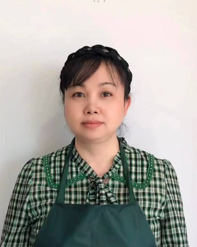 阿姨资料照片