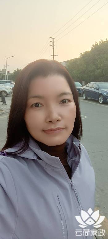 阿姨资料照片