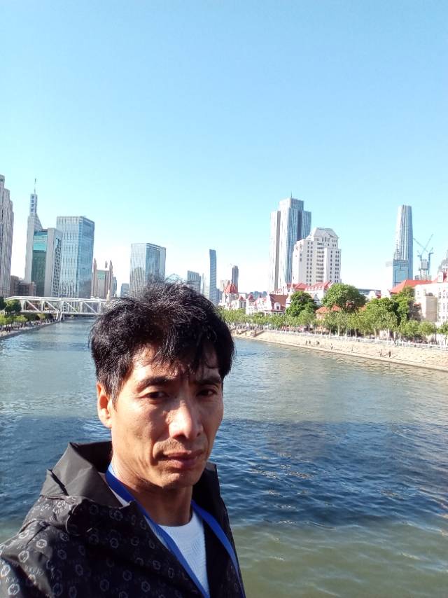 阿姨资料照片