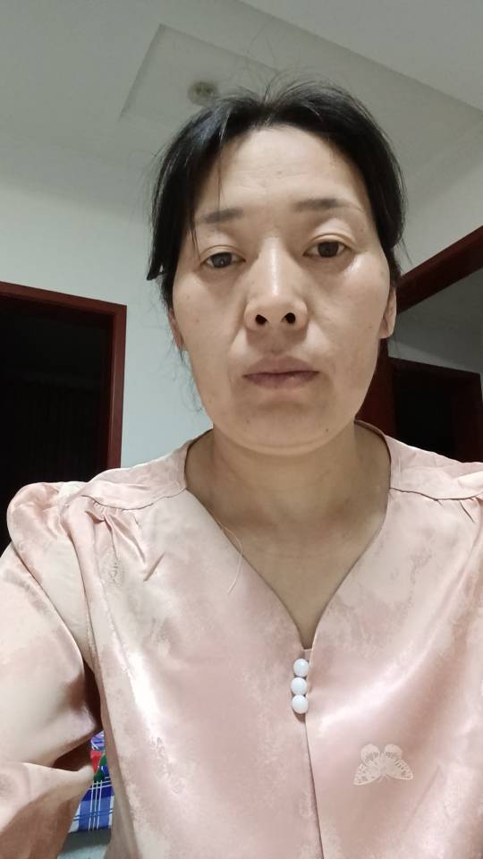 阿姨资料照片