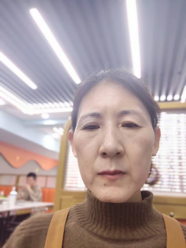 阿姨资料照片