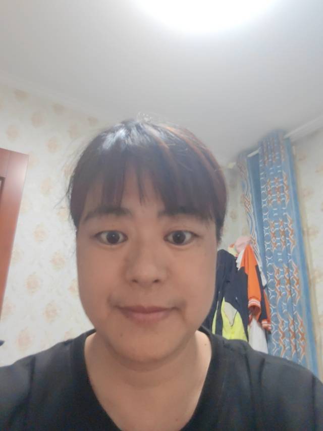 阿姨资料照片
