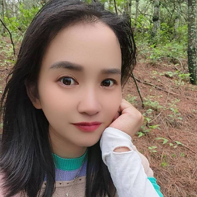 阿姨资料照片