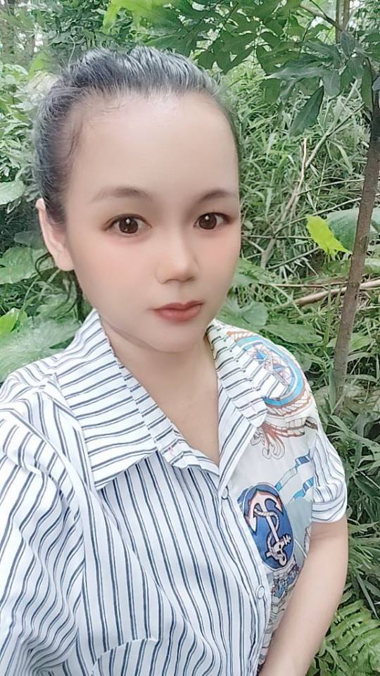 阿姨资料照片