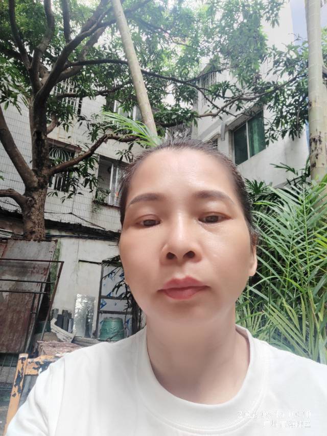 阿姨资料照片