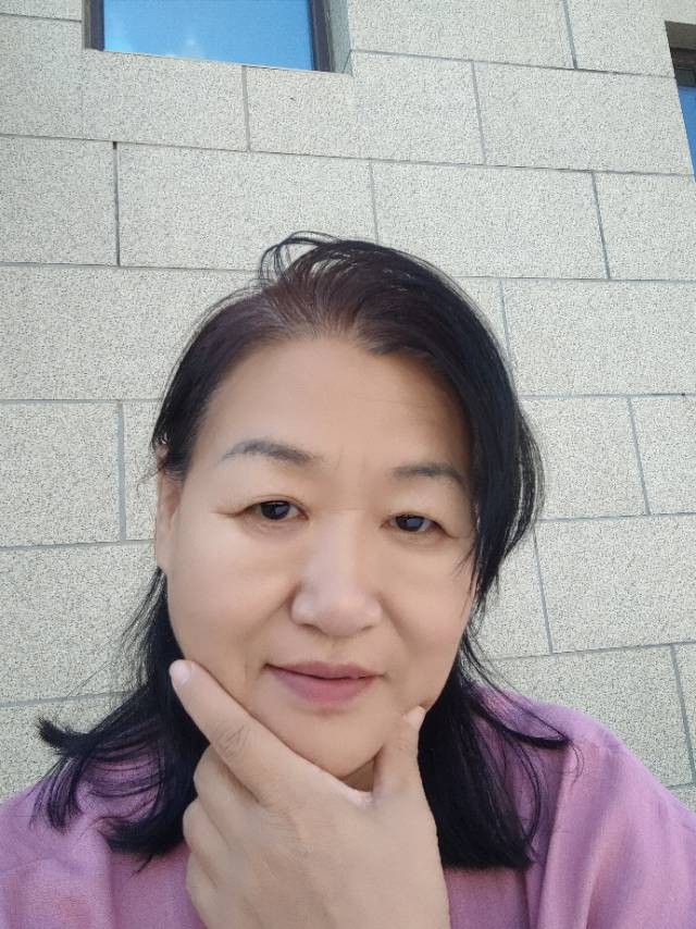 阿姨资料照片
