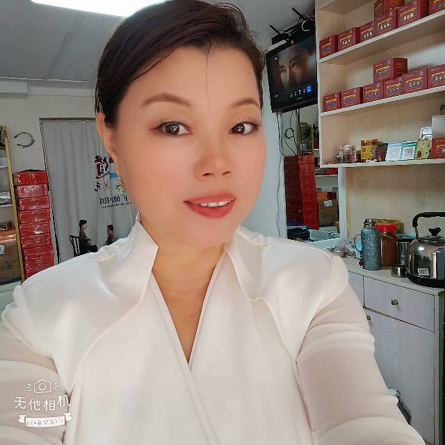 阿姨资料照片