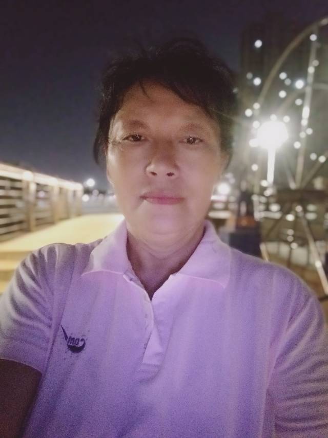 阿姨资料照片