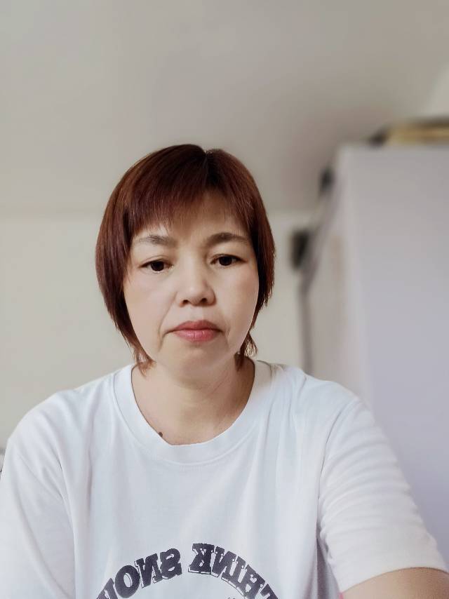 阿姨资料照片