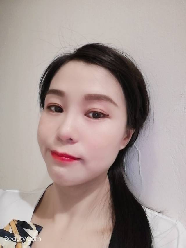 阿姨资料照片